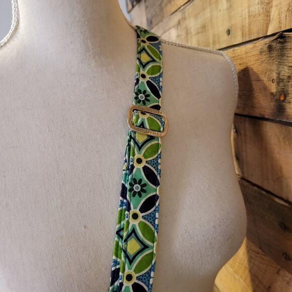 Vera Bradley large cross body purse with embroidered Initial H - Picture 3 of 11